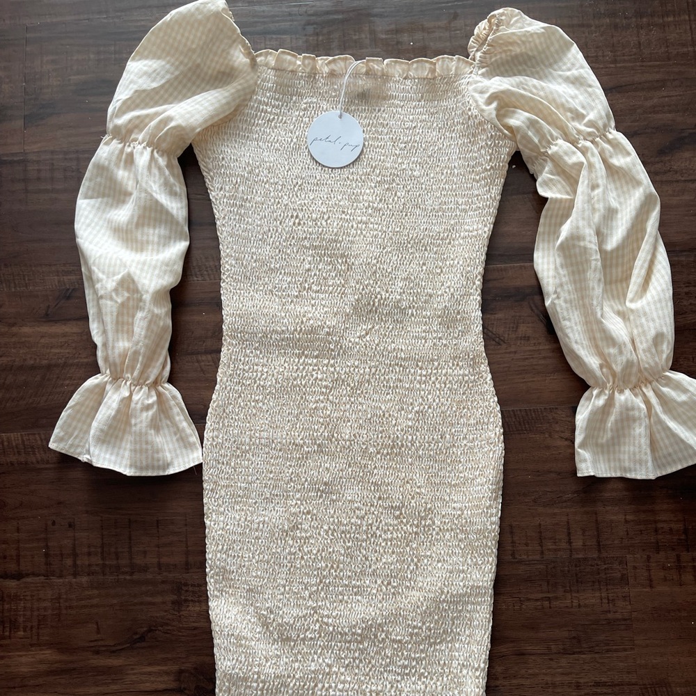 *NEW* Petal & Pup beautiful dress.